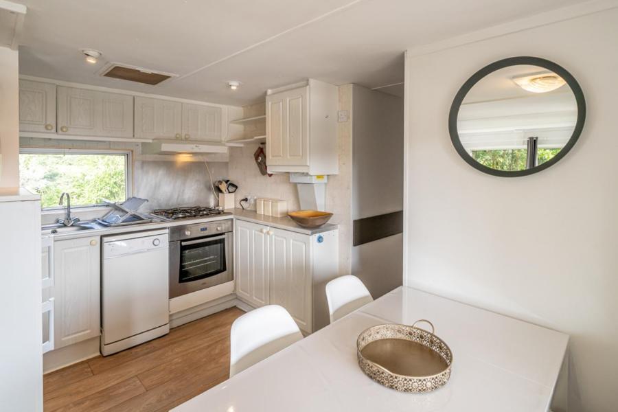 Gites Le Bois Berranger Saint-Urbain  Habitación foto
